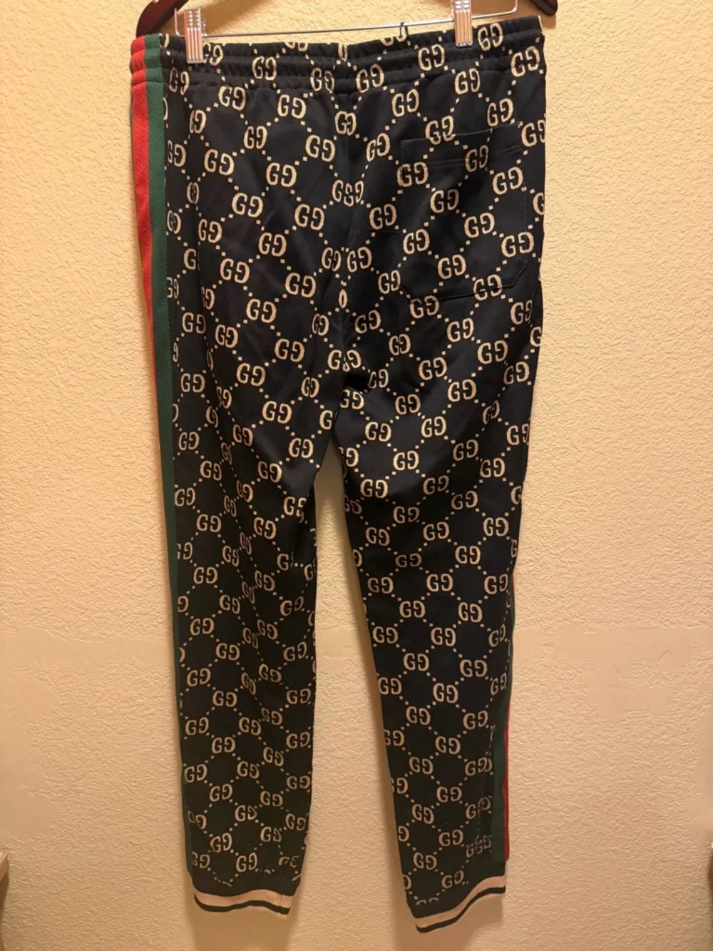 New Authentic Gucci GG Supreme Logo Sweatpants Black Size XXL Waist 36 - 42